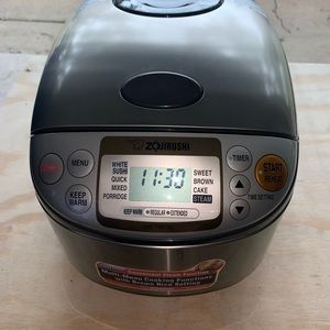 Zojirushi Rice Cooker